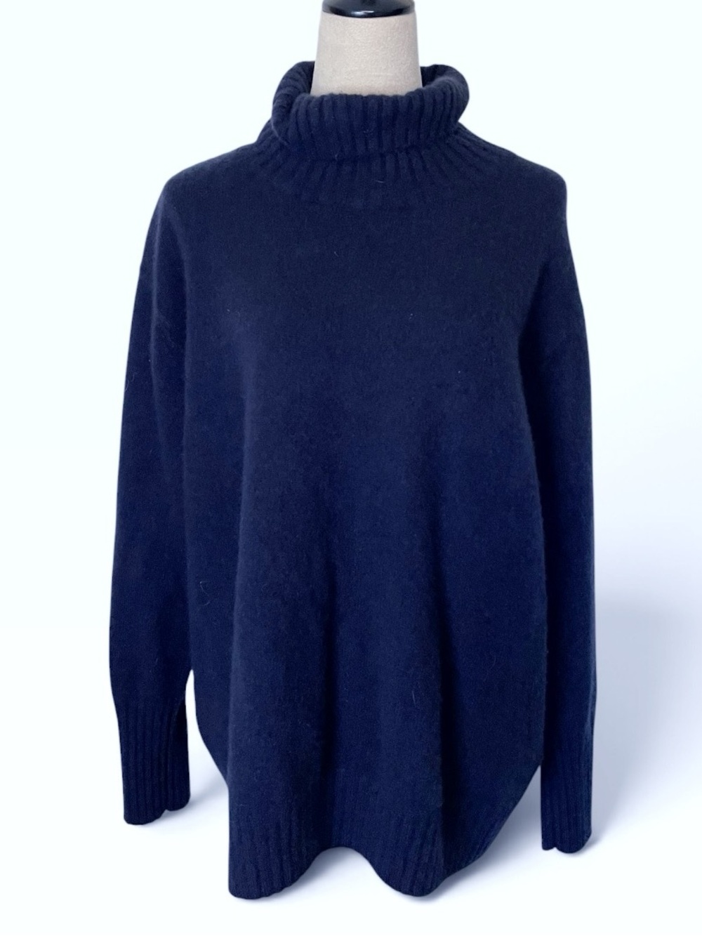 NAADAM 100% Cashmere Navy Blue Turtleneck Sweater